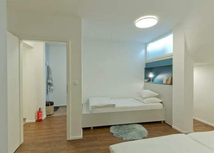 Centre Apartment *